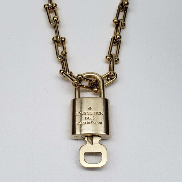 100% Auth Louis Vuitton Lock & Key with Unbranded Gold Plated Chain Necklace - Picture 6 of 11